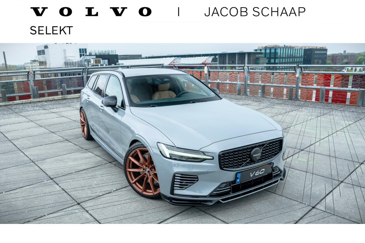 Volvo V60 T6 Plug-in hybrid AWD Plus Dark / Custom made Black Sheep uitvoering / 20" Heico matt Bronze / Heico verlaagd / Geventileerd Amber Leder /