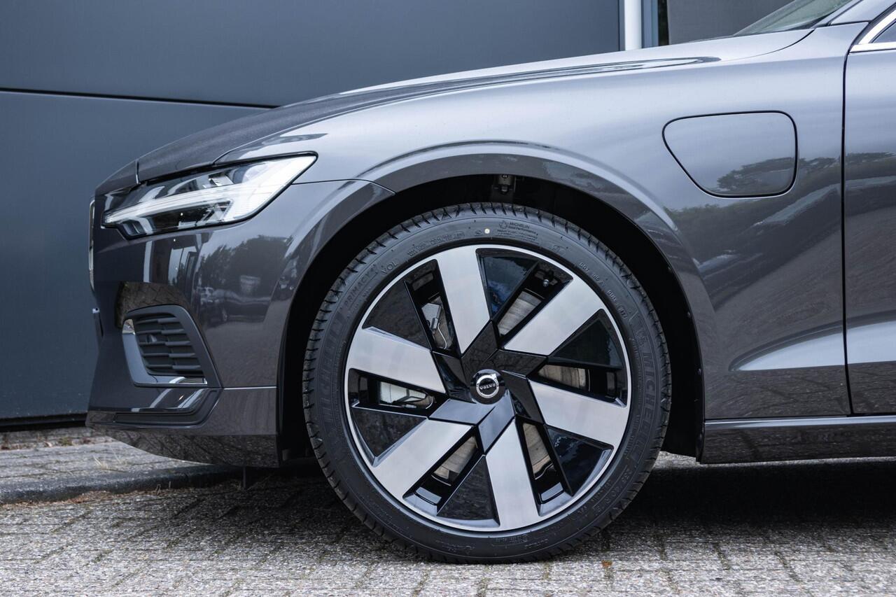 Volvo V60 T6 Recharge AWD Essential Edition | Long Range | Verwarmbare voorstoelen | Verwarmbaar stuurwiel | Verwarmbare achterbank | Google Infotainment | Parkeercamera | 19 inch Lichtmetalen velgen