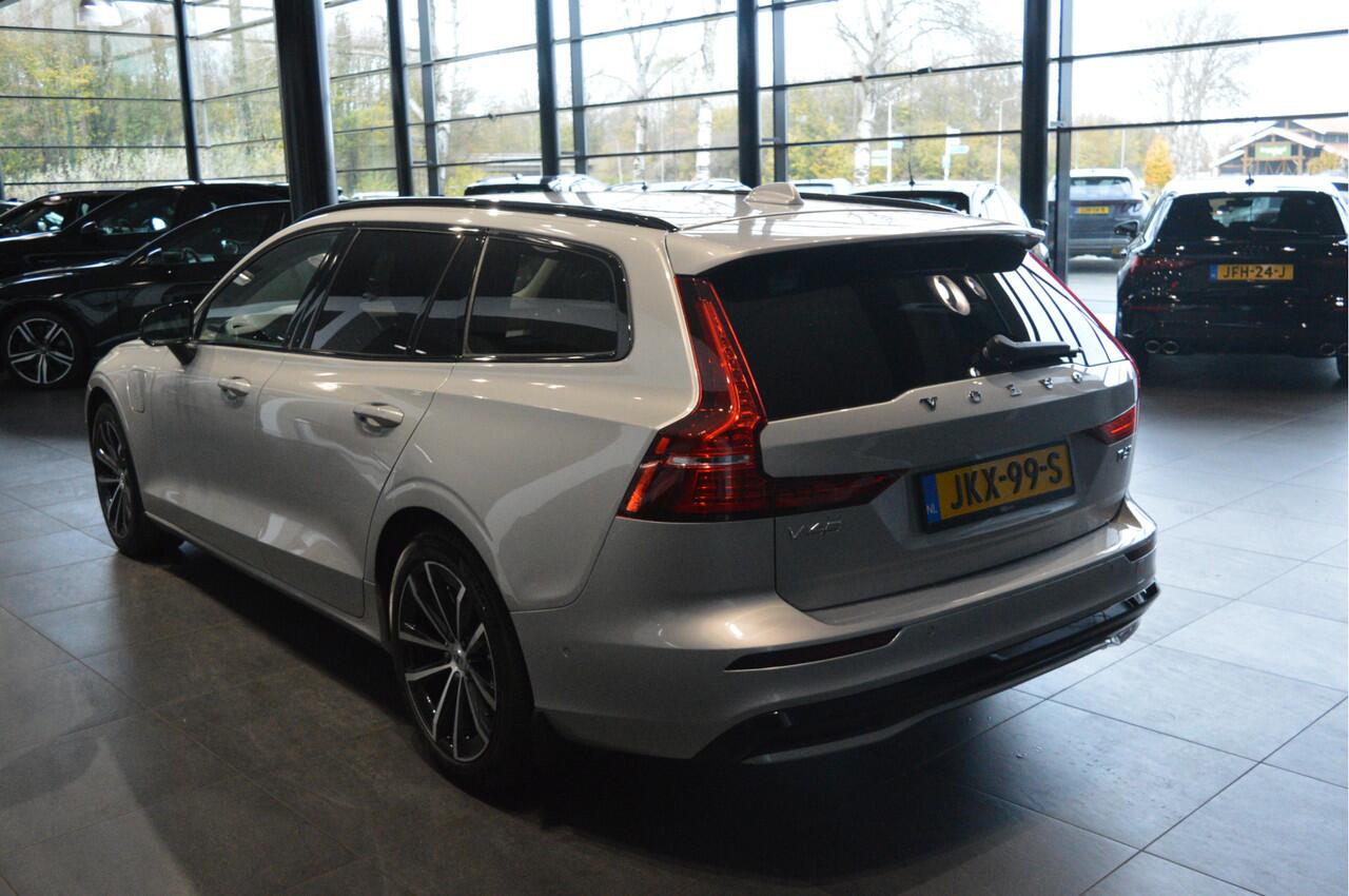 Volvo V60 2.0 T6 Plug-in hybrid AWD Plus Dark leer trekhaak camera !!