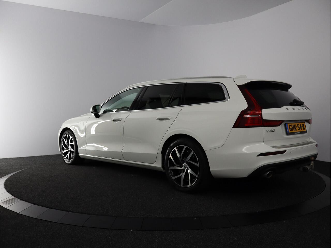Volvo V60 2.0 T6 Twin Engine AWD Inscription | Harman Kardon | Trekhaak