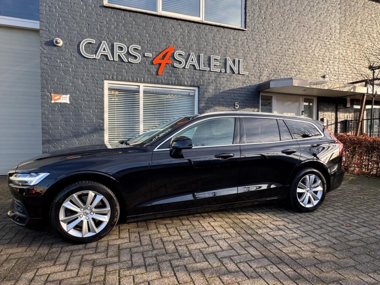 Volvo V60 2.0 B3 Autom. Momentum + Chroom + D-Glas + Lmv - 133 dkm