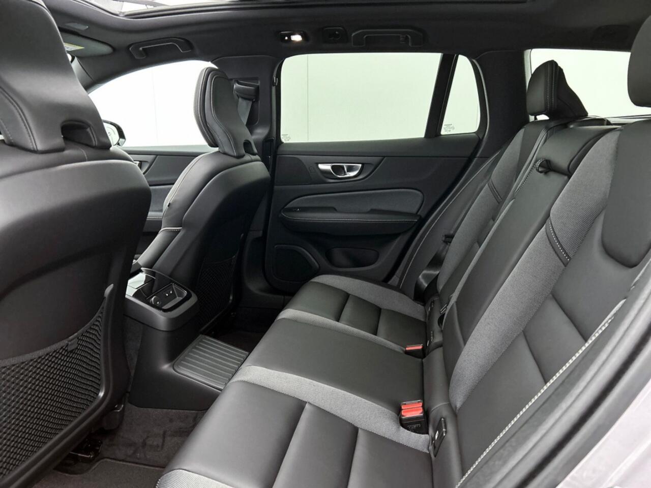 Volvo V60 T6 Twin Engine AWD Ultra | ACTIE | Van 65295 voor 61.200