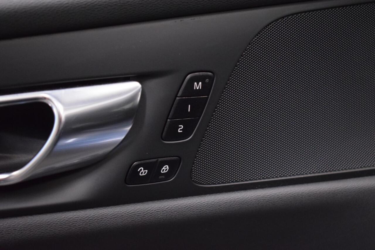 Volvo V60 2.0 B5 250pk AUT8 Inscription Mild Hybr. Leer/ Stoel verw./ Adapt. Cruise/ Donker glas