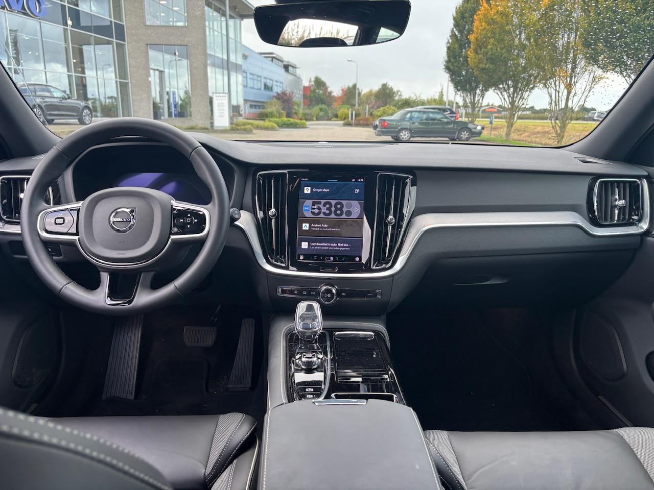 Volvo V60 T6 Plug-in hybrid AWD Plus Dark | 360 Camera | Memoryseats | Trekhaak