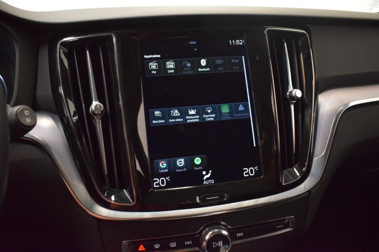 Volvo V60 2.0 B3 163pk AUT8 Momentum Business Adapt. Cruise/ Camera/ DAB/ Apple Carplay