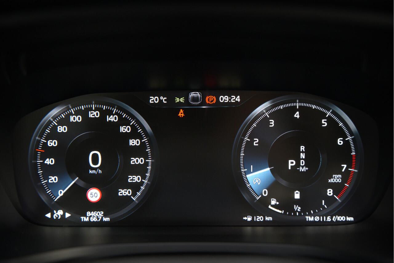 Volvo V60 2.0 B3 R-Design | Panoramadak | Harman Kardon | Keyless | Memory Stoel | Elektrische Stoelen | Stuurverwarming | Stoelverwarming | Camera | Adaptive Cruise Control | Leer | LED | DAB | Parkeensensoren | Appl