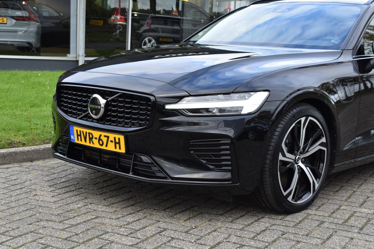 Volvo V60 T6 AWD 350PK Plug-in Hybrid Plus Dark | Lighting | 360 Camera | Harman/Kardon | 19"LMV | Leder | Stuurverwarming