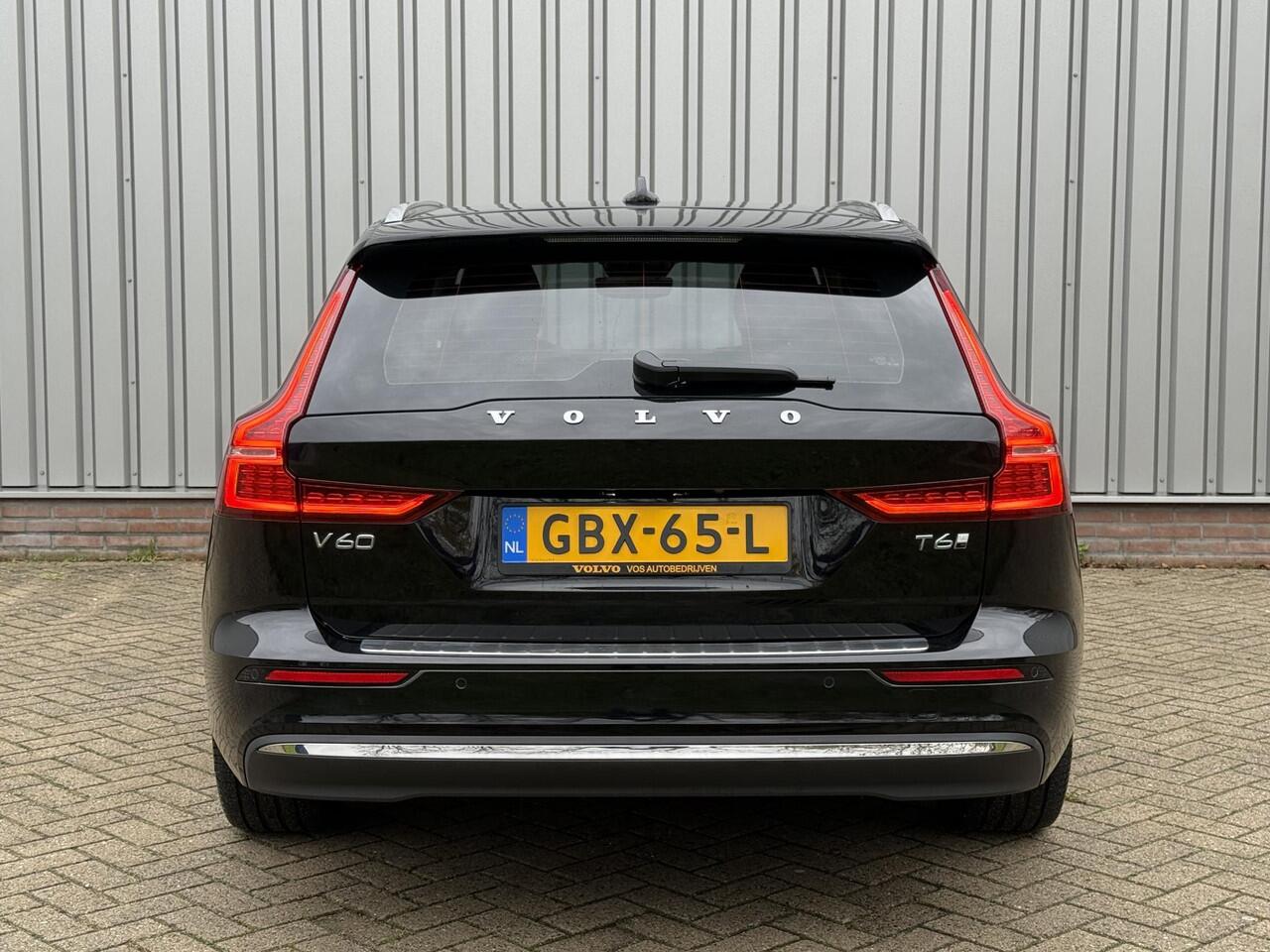 Volvo V60 2.0 T6 Plug-in hybrid AWD Essential Edition | Stuur en stoelverwarming V+A | Pilot Assist & ACC | Styling kit sideskirts |