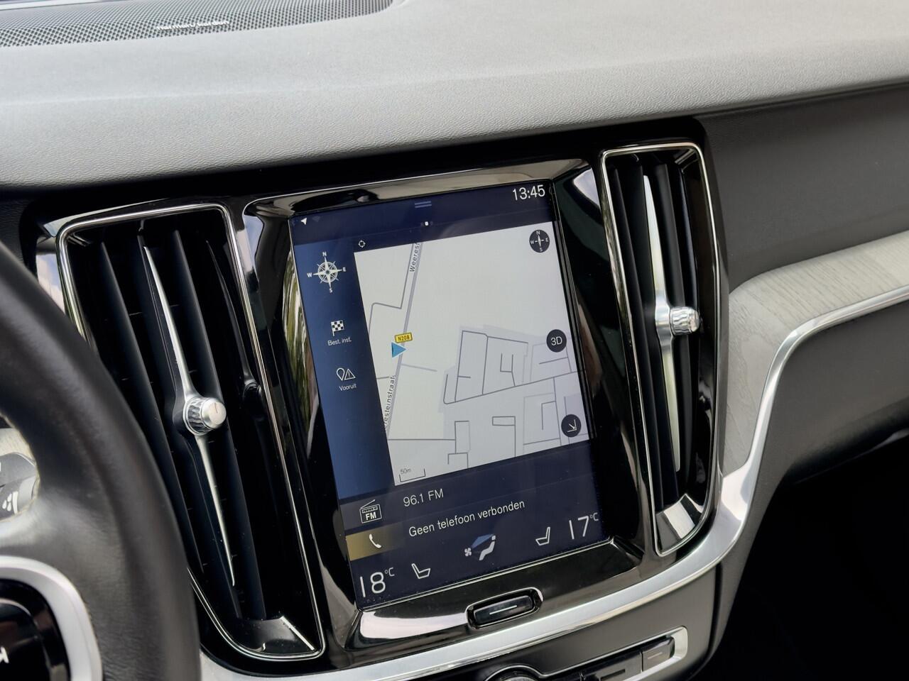 Volvo V60 2.0 T8 ACTIE! BETAAL NU 50% 14950 DE REST IN 2JR RENTEVRIJ FINANCIEREN