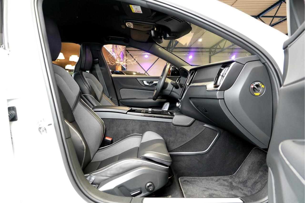 Volvo V60 2.0 T8 AWD 287kW/390pk Aut8 Recharge R-Design ADAPT.CRUISE + NAVI SENSUS + BLIS + LANE ASSIST + MEMORY STOEL + KEYLESS ENTRY&GO + SPORTSTOELEN + LEDER/GAASSTOF + STANDKACHEL + ON-CALL + PARKSENSOREN + 18" LM-VELGEN!!