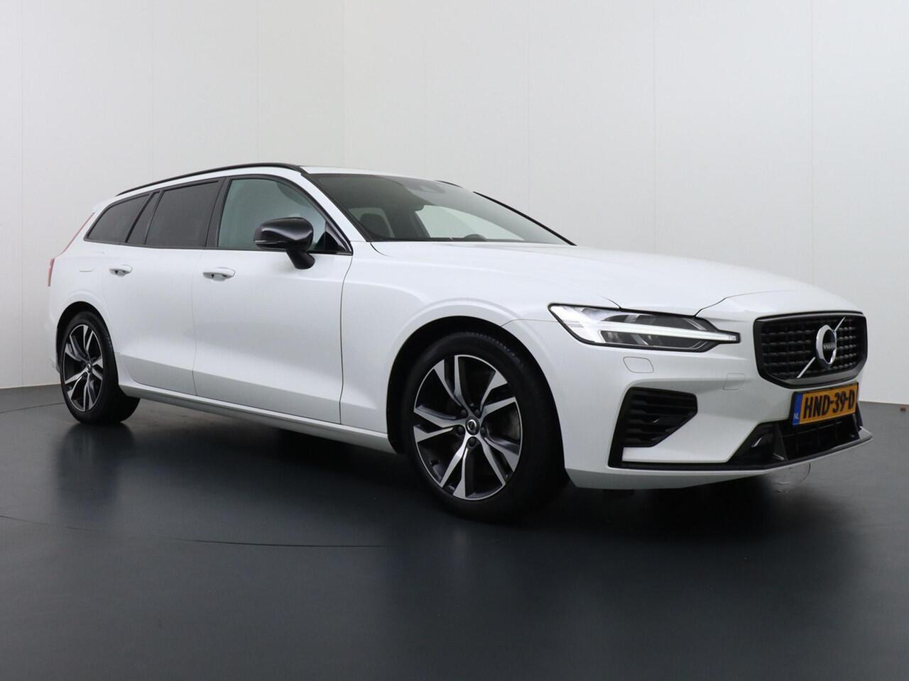 Volvo V60 2.0 T6 Recharge AWD Dark R-Design LongRange/Panodak/Camera/Headup etc.