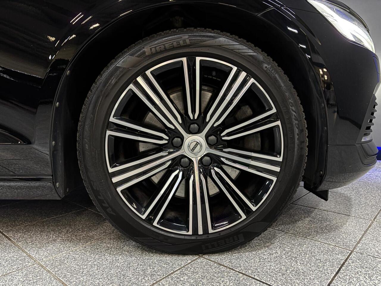 Volvo V60 2.0 T8 Twin Engine AWD R-Design 360°|HUD|B&W|Trekhaak|Pano