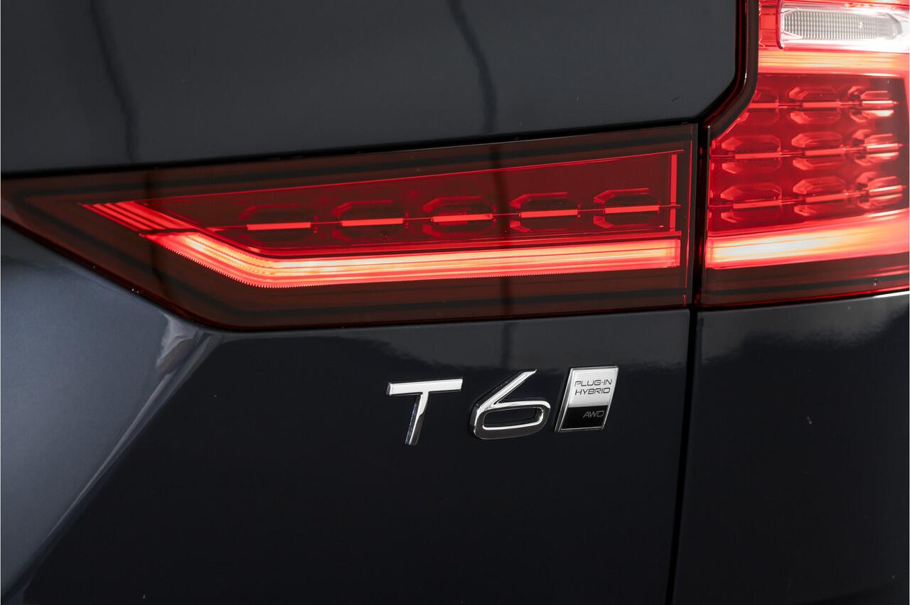 Volvo V60 2.0 T6 Plug-in hybrid AWD Ultra Dark | S/K-panodak | Bowers/Wilkens | Dig. Cockpit | Adapt. Cruise | Memory Stoelen | Elek. Klep | Stoel-+stuurverw. | 360 Camera | NAV+App. Connect | Elek. trekhaak | LM 19" |