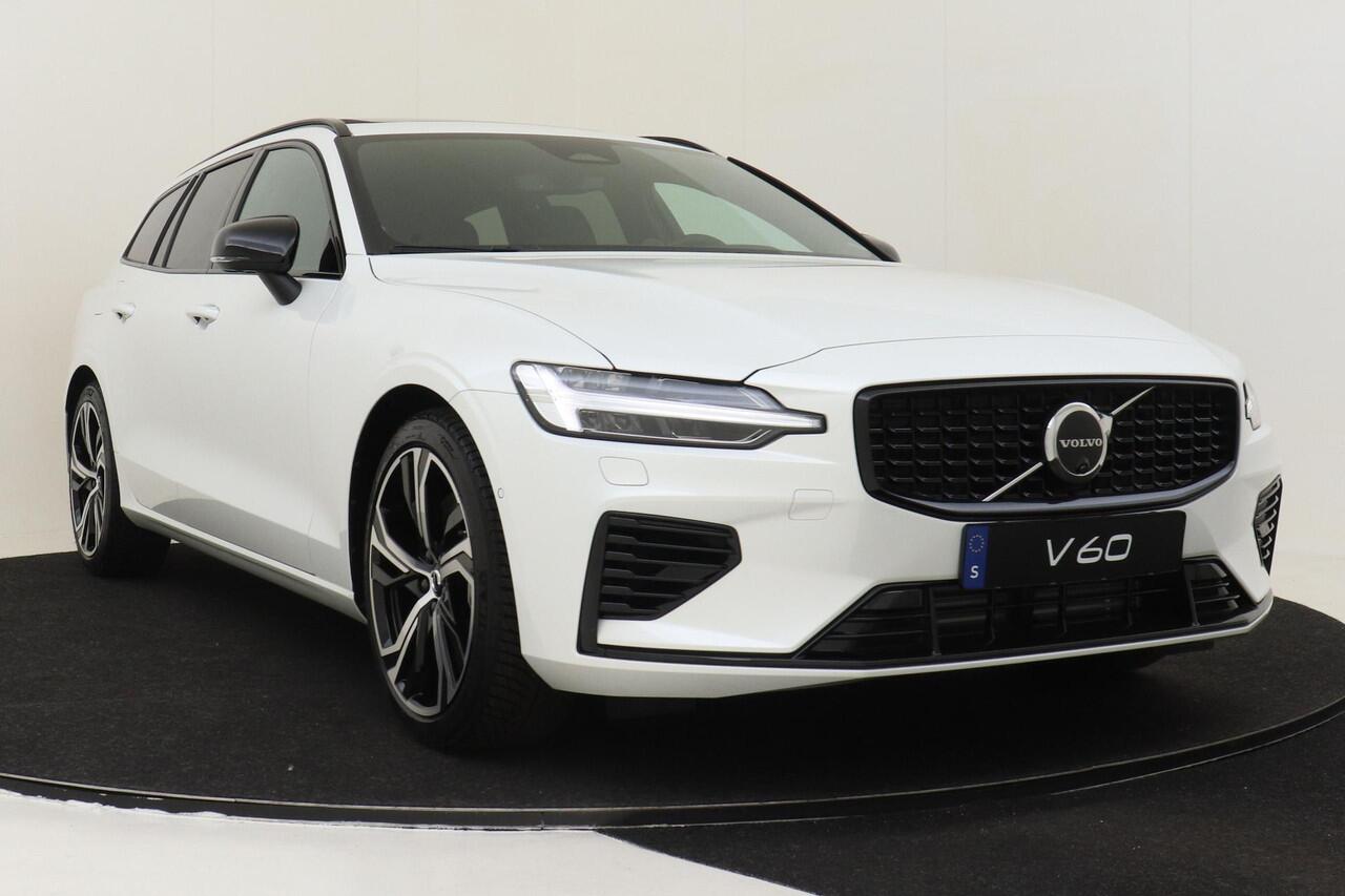Volvo V60 T6 PLUG-IN HYBRID AWD ULTRA DARK -PANO.DAK|BOWERS&WILKINS|360°CAM|POWER-SEATS|19"|ADAP.LED