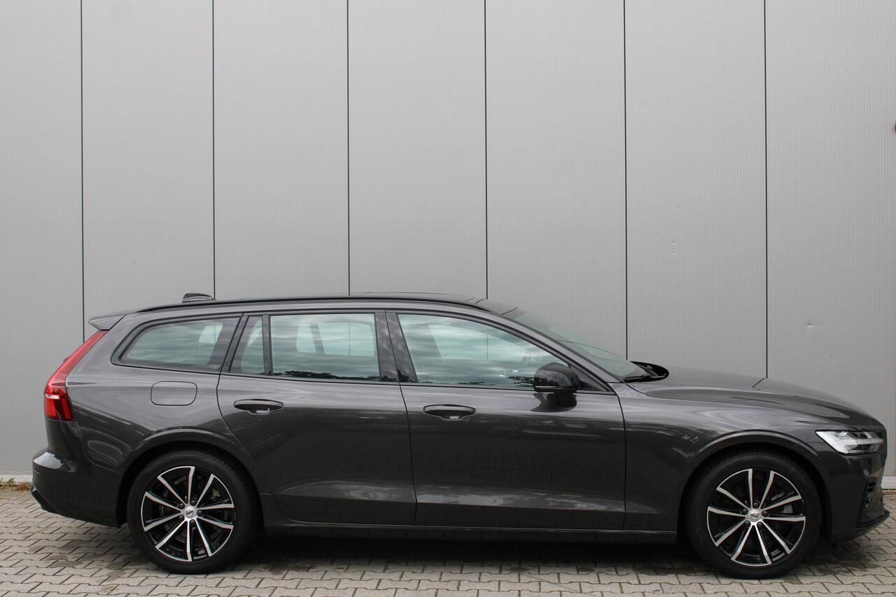 Volvo V60 T6 Plug-in hybrid AWD Plus Dark / 360° Camera / Audio Harman Kardon /