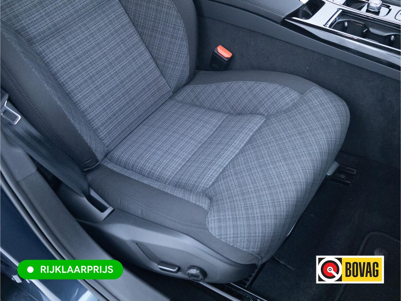 Volvo V60 2.0 T6 Plug-in hybrid AWD Core Buss. Long range | Stoel-, Stuur- & achterbankverw. | Wegklapbare trekhaak | Adaptieve Cruise, Camera, wordt geleverd met een zomer- en winterbandenset op lmv, Elec. achterklep