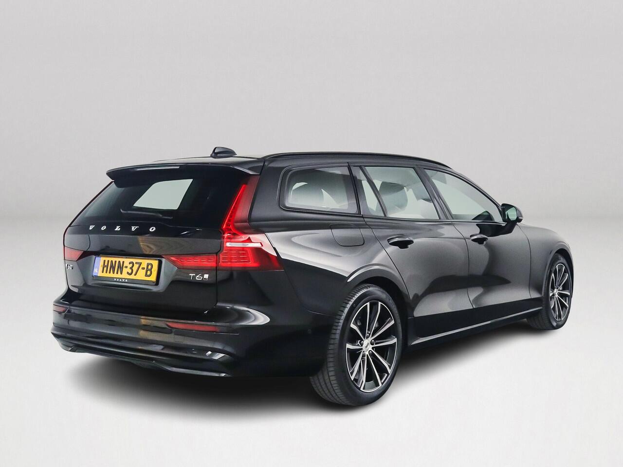 Volvo V60 T6 AWD Plus Dark | 360° camera | Harman Kardon | Stoel- en Stuurverwarming | Trekhaak