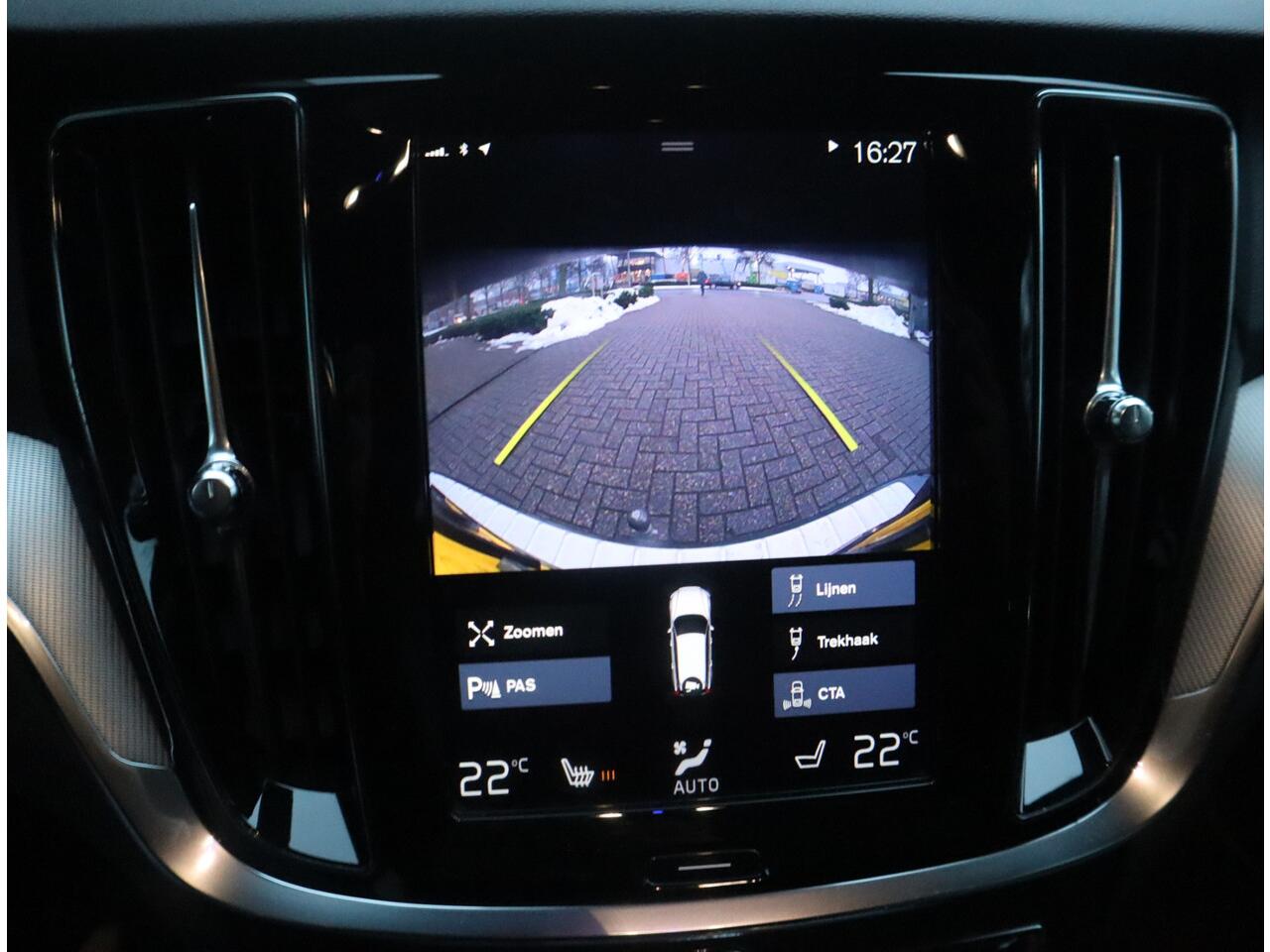 Volvo V60 2.0 T6 Twin Engine AWD R-Design // 84,6 SOH !