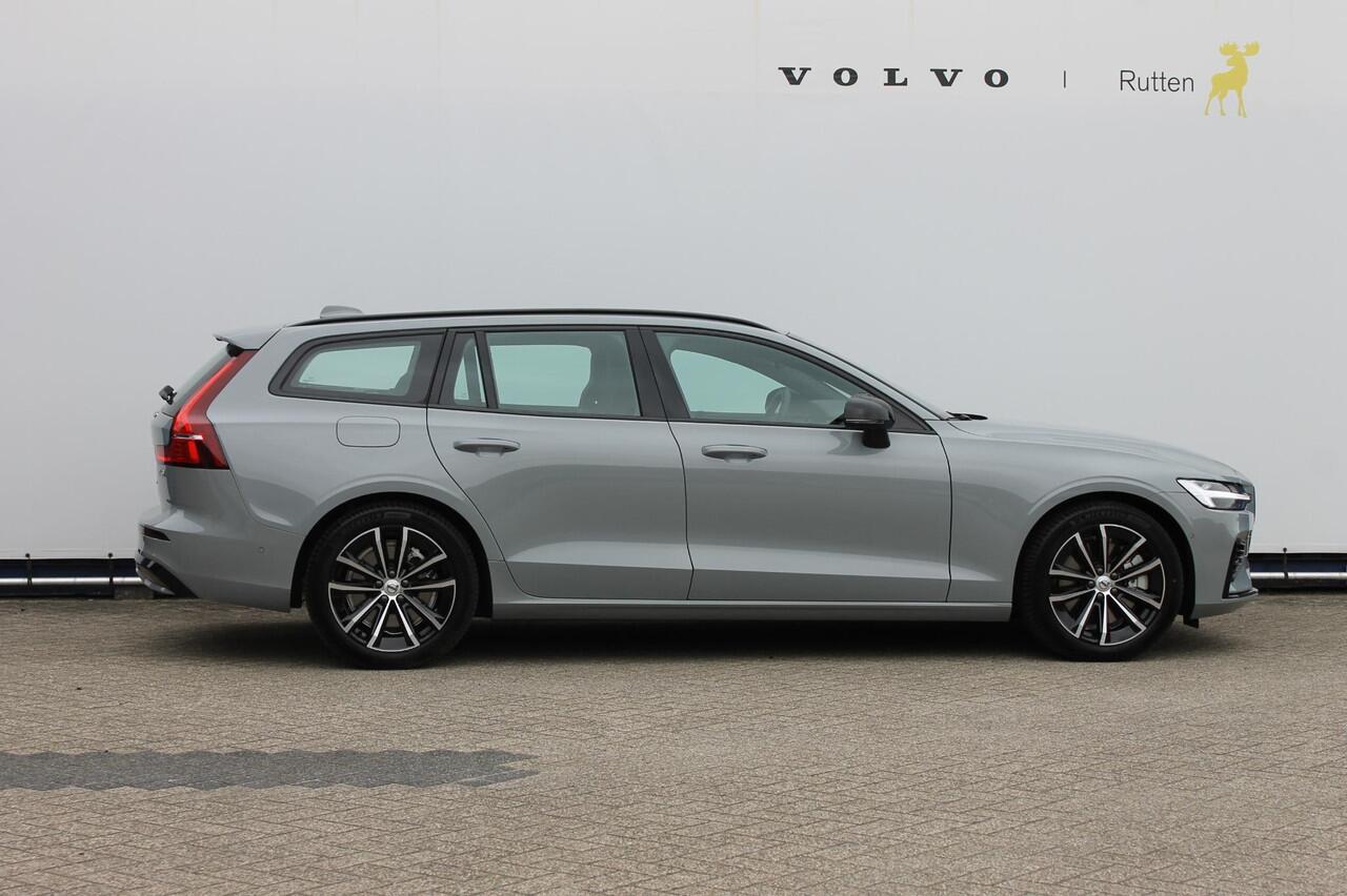 Volvo V60 T6 350PK Autm. Plug-in hybrid AWD Plus Dark Long Range / Google infotainment / Semi elekrisch wegklapbare trekhaak / Verwarmbare voorruit / Elektrisch bedienbare voorstoelen met geheugen / Verwarmbare voorstoelen