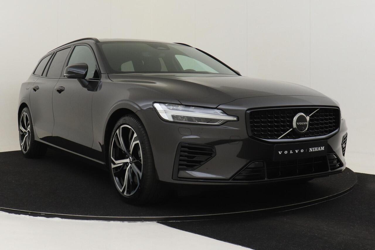 Volvo V60 T6 RECHARGE AWD ULTRA DARK -PANO.DAK|HARMAN/KARDON|360°CAM|ELEK.STOELEN|19"|HEAD-UP DISP.