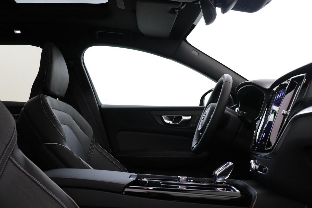 Volvo V60 T6 RECHARGE AWD ULTRA DARK -PANO.DAK|360°CAM|BOWERS&WILKINS|19"|HEAD-UP DISP.|BLACK.BADGE