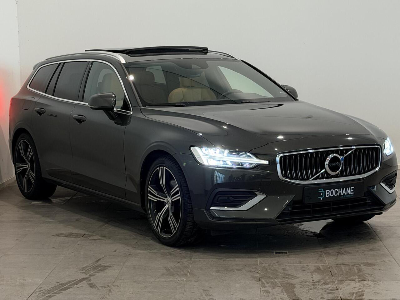 Volvo V60 2.0 T4 Inscription | Harman/Kardon | Park Assist Pack | Scandinavian Line | IntelliSafe Surround | Trekhaak elektrisch wegklapbaar | Elektrisch bedienbaar glazen schuif-/kanteldak