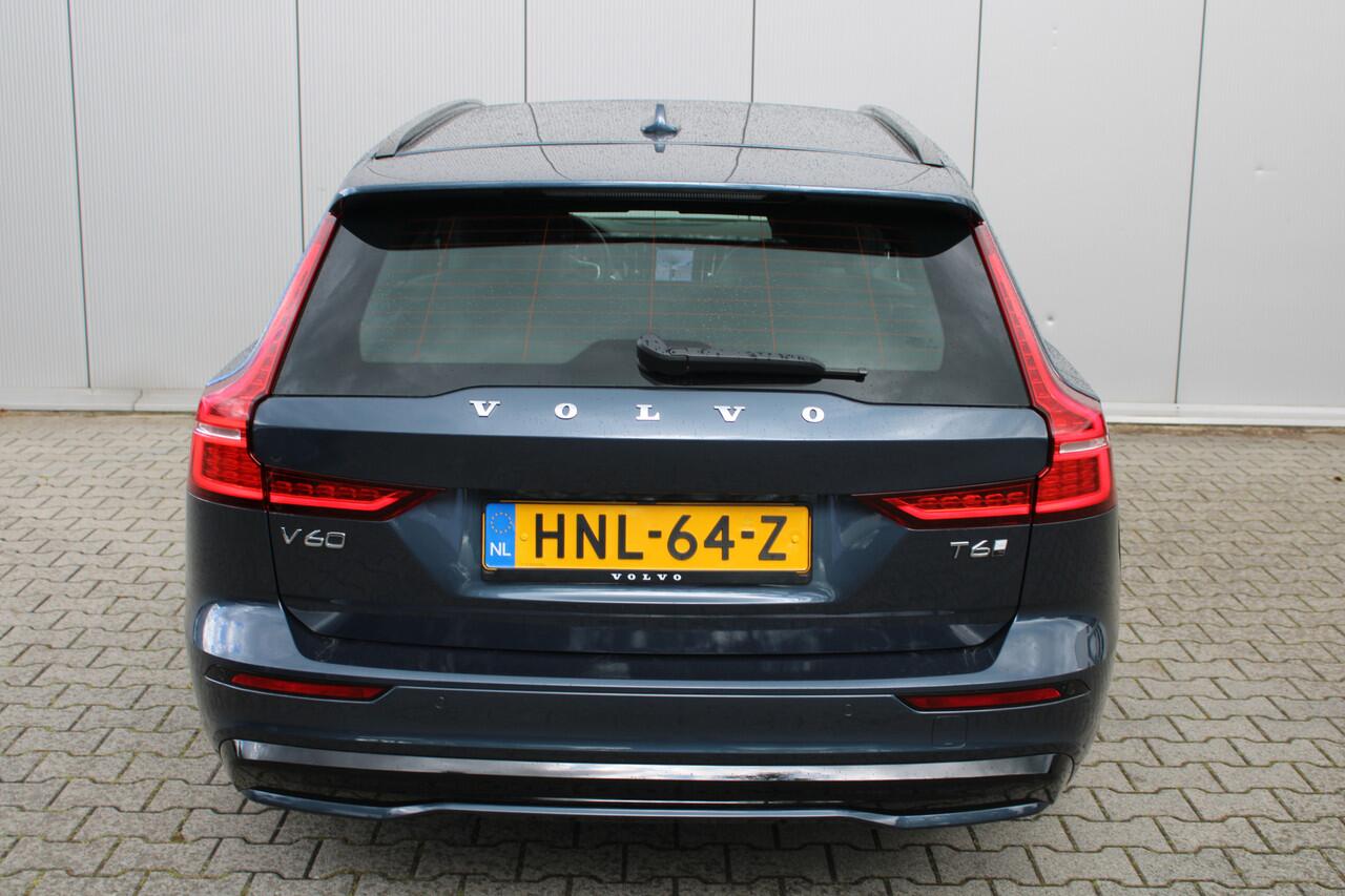 Volvo V60 T6 Plug-in hybrid AWD Plus Dark | Trekhaak | Sportstoelen | 360° Camera
