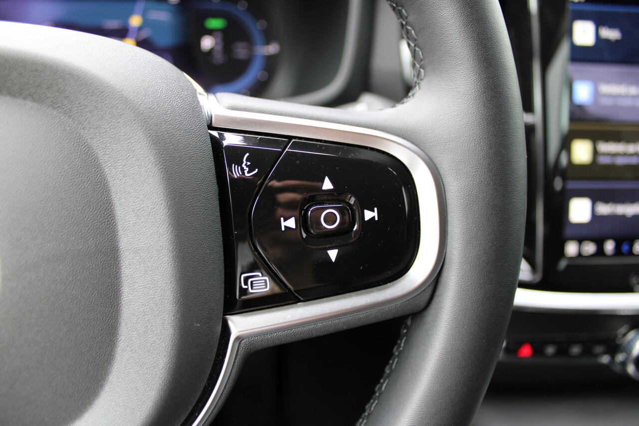 Volvo V60 2.0 T6 Plug-in hybrid AWD Plus Dark | Panoramadak | Trekhaak | H/K | 360 Camera