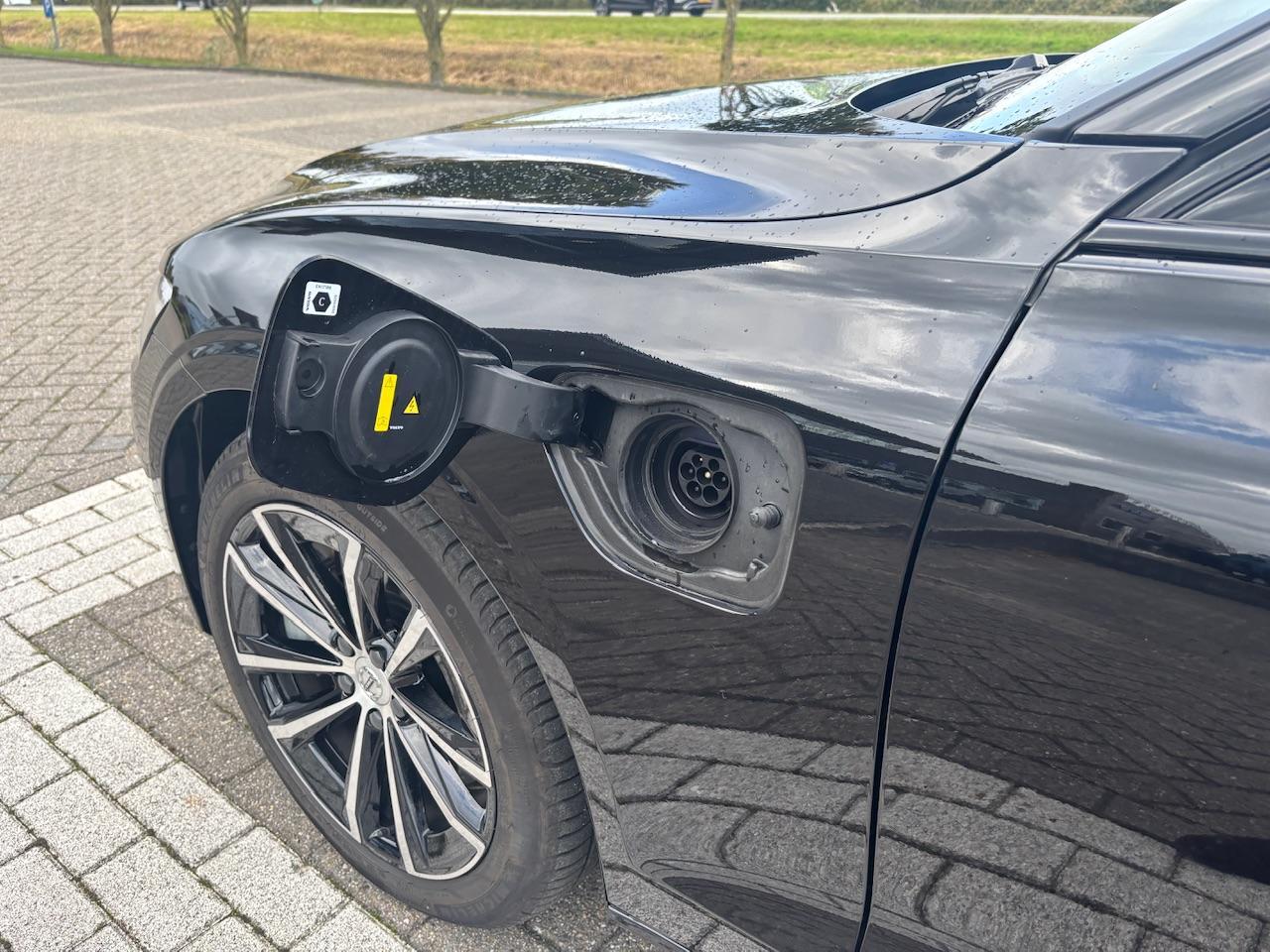 Volvo V60 T6 Plug-in hybrid AWD Plus Dark | 360 Camera | Memoryseats | Trekhaak