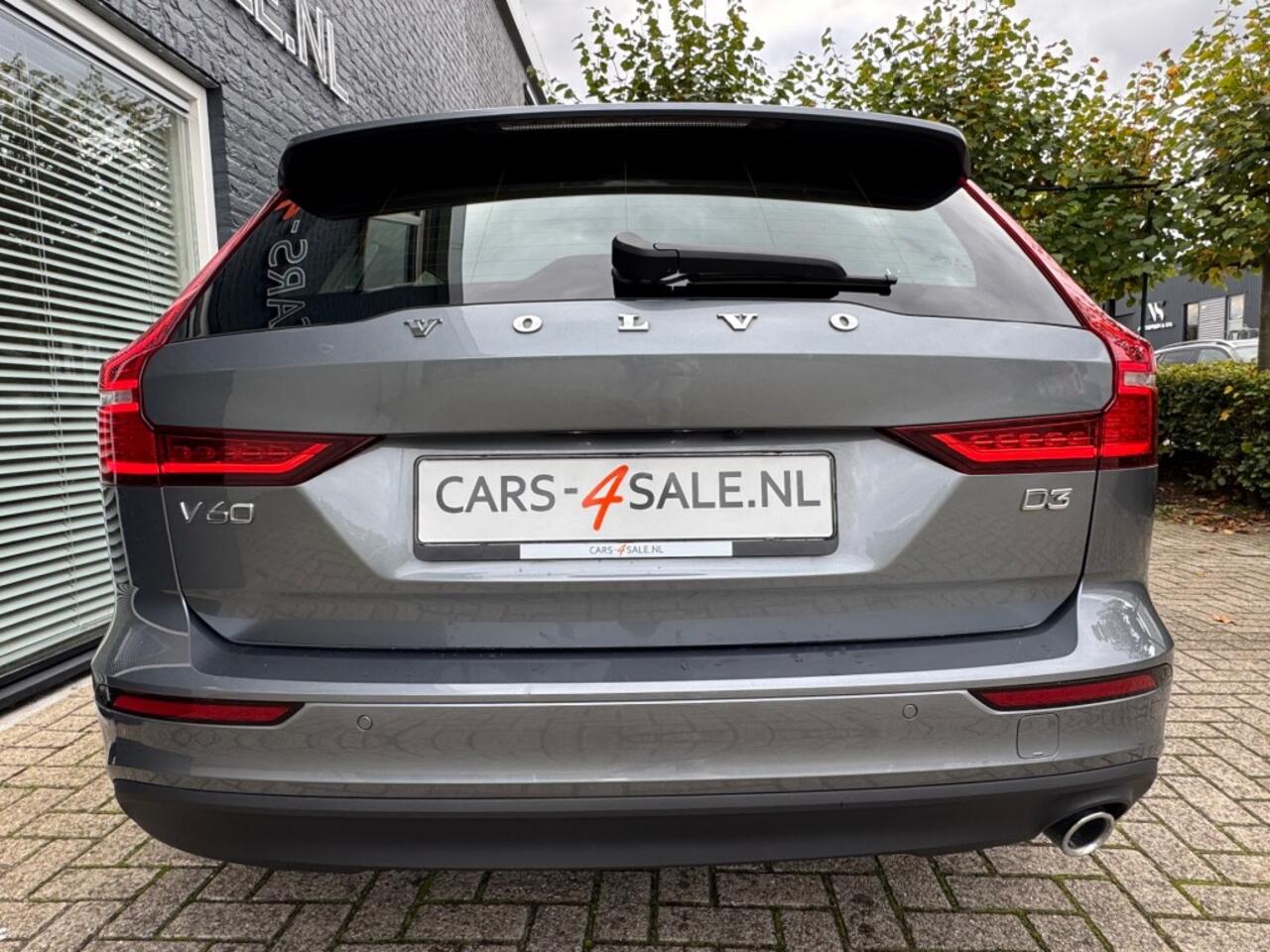 Volvo V60 2.0 D3 Momentum Pro + Camera + Key les + Navi - 11/2020 - 98 dkm Uniek!