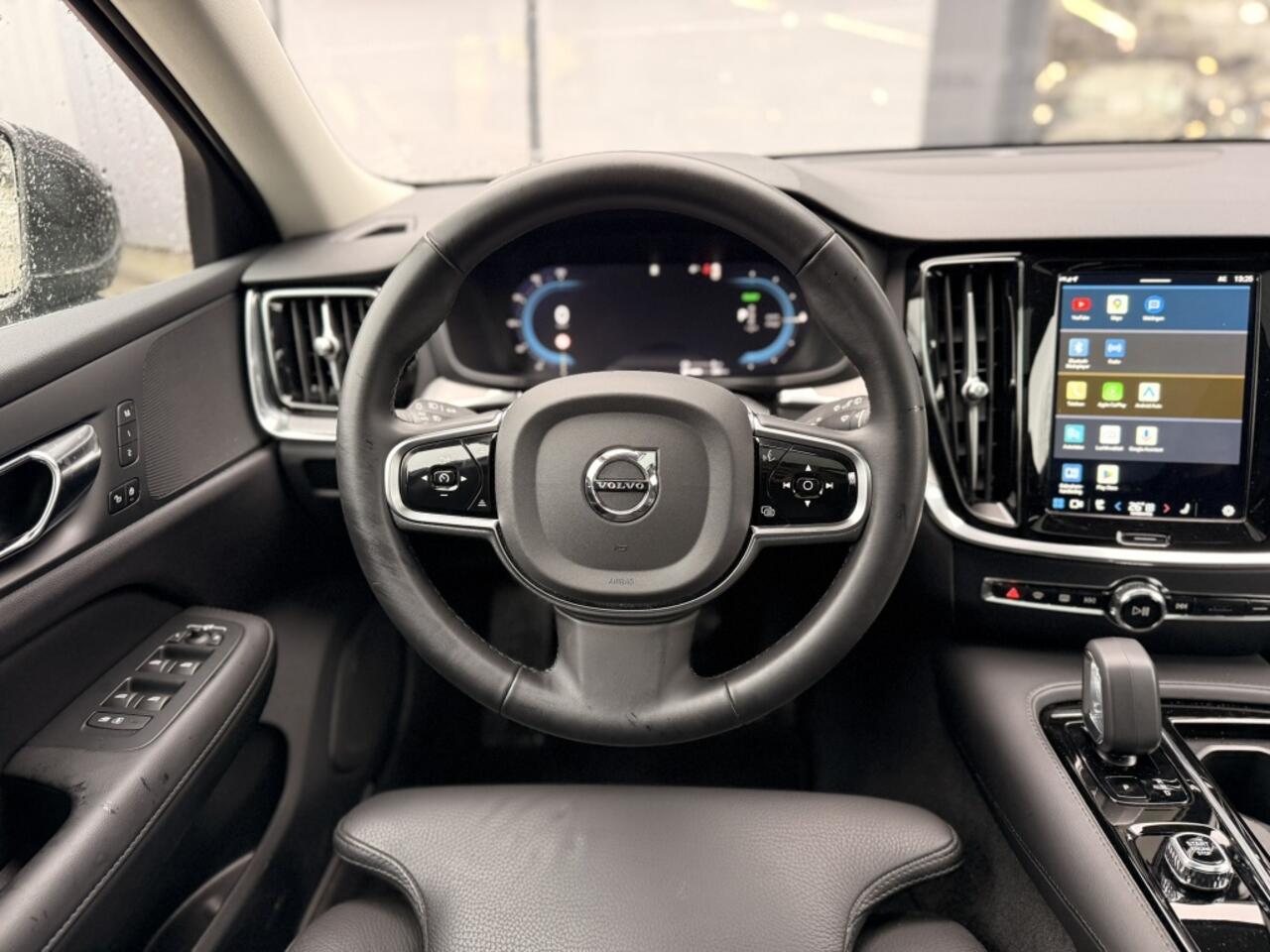 Volvo V60 2.0 T8 AWD Plus Bright | Trekhaak | Panoramadak