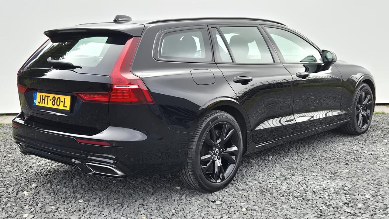 Volvo V60 2.0 T6 Black Edition Recharge AWD Winter Pack - Wegklapbare Trekhaak - Elektrisch bedienbare bestuurder stoel met memory
