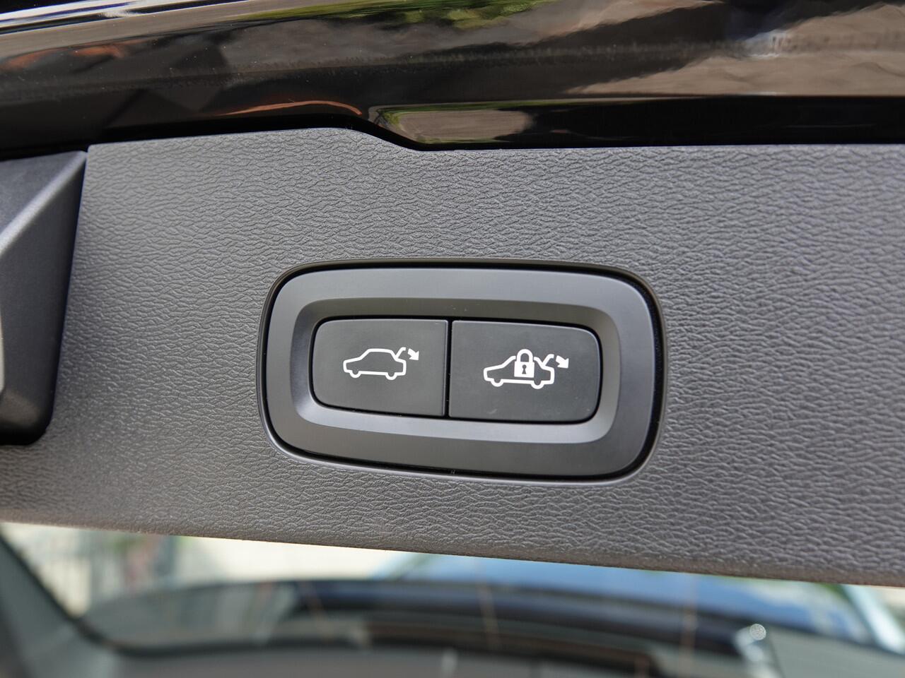 Volvo V60 2.0 T8 Recharge AWD Inscription BOWERS & WILKINS | HUD | 360° CAM | PANO | MEMORY