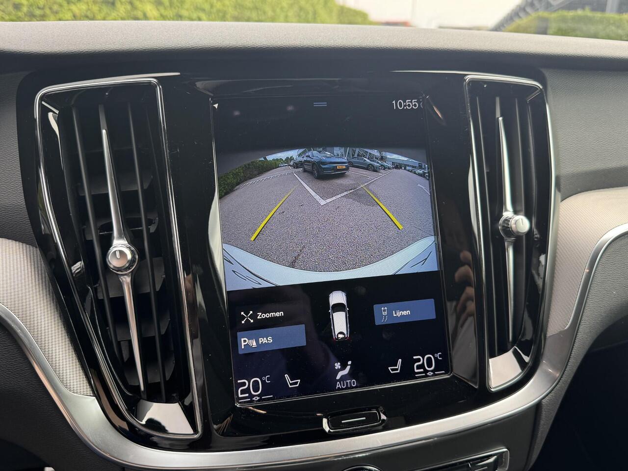 Volvo V60 T6 Recharge AWD R-Design | Panoramadak | Elekt.stoel | DAB | CarPlay