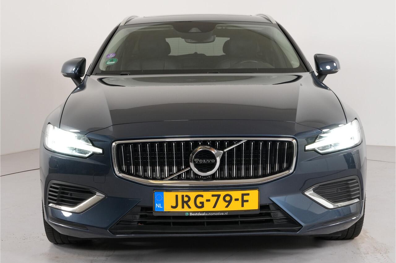 Volvo V60 2.0 T8 Recharge PHEV 455 pk Plus Bright AWD | Pano | HK | DAB+ | Stoelverw. | El. achterklep | El. stl. verst. | Parkeerss. |
