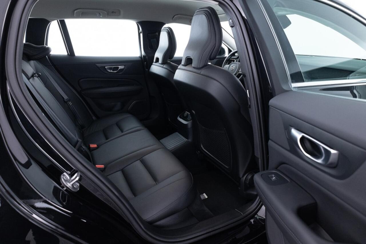 Volvo V60 2.0 T6 Plug-in hybrid AWD Core Bright ? 1e Eigenaar