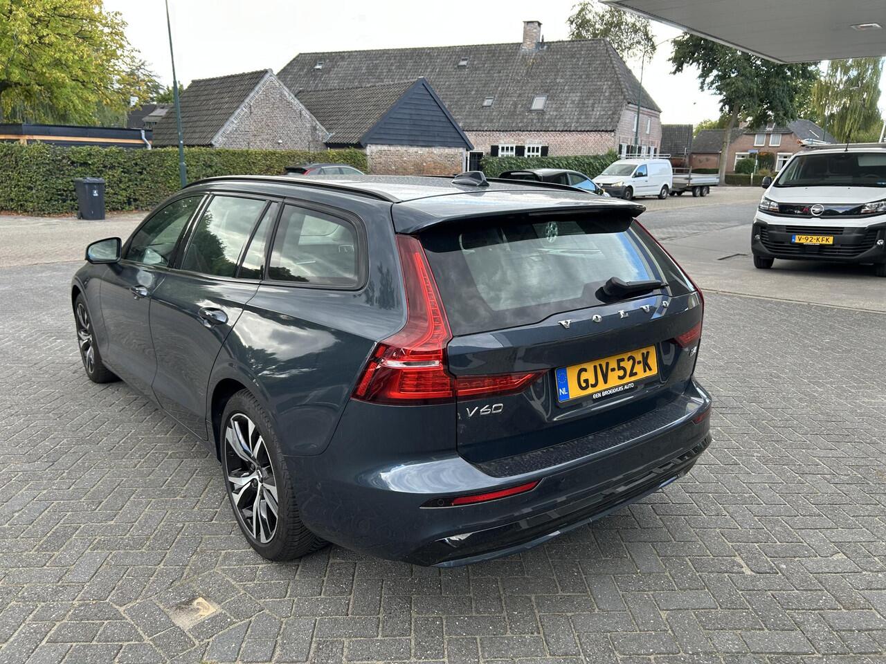 Volvo V60 2.0 B4 Ultra Dark