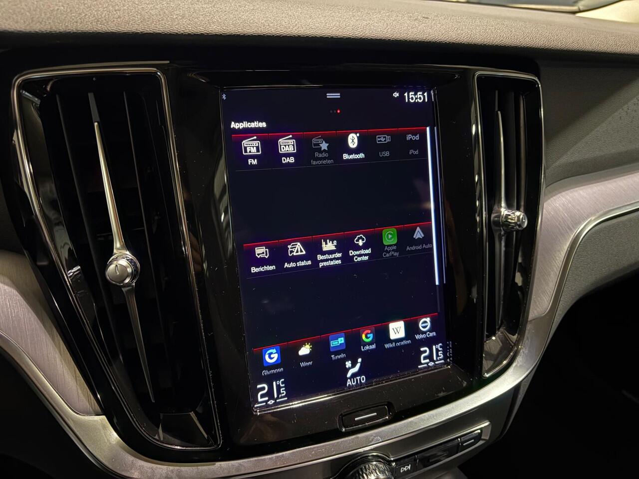 Volvo V60 B3 Aut. Benzine Momentum ACC Parkeercamera 163pk