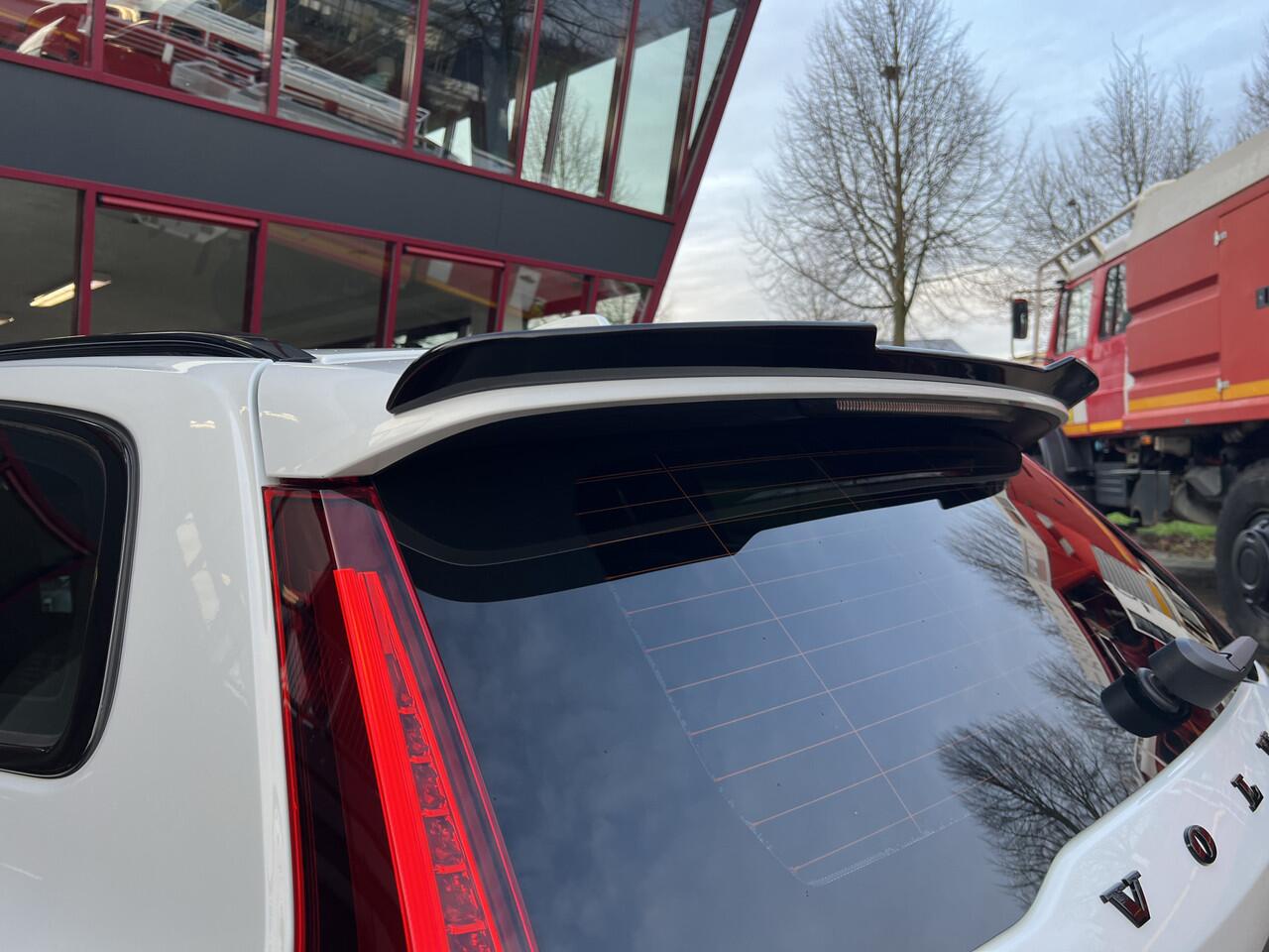 Volvo V60 2.0 B3 Plus Dark | Heico Styling-kit | Pano | H&K | Google Infotainment | Nappa Leder |