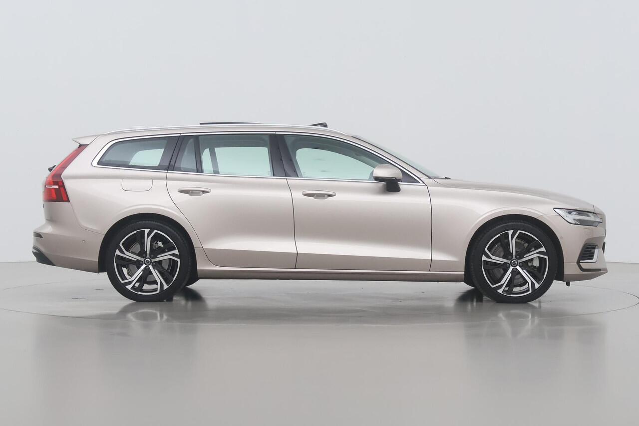 Volvo V60 T6 Plug-in hybrid Ultimate Bright | Panoramadak | Head-Up | ACC | 360° Camera | harman/kardon