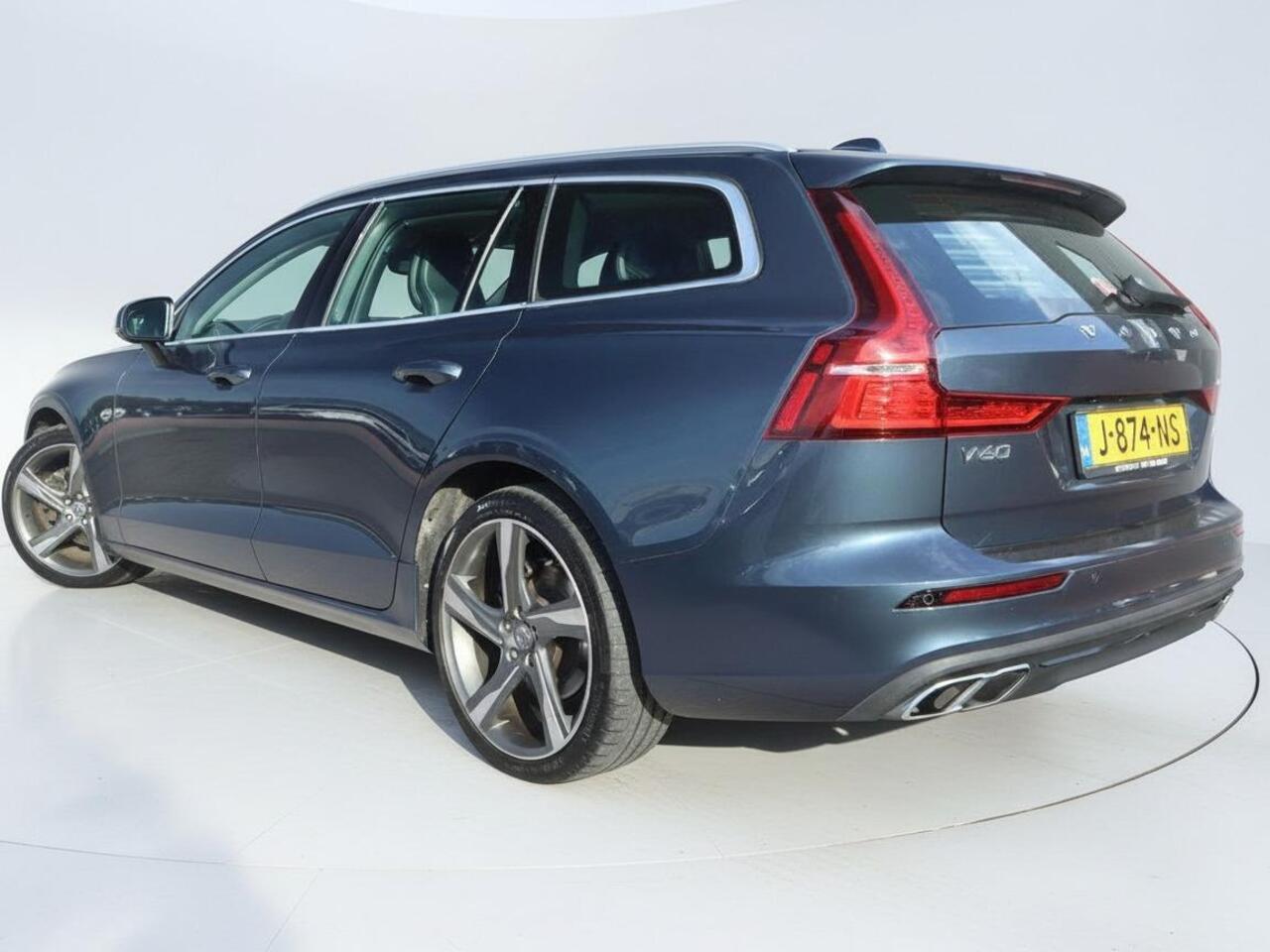 Volvo V60 2.0 B3 Business Pro | Clima | Cruise adapt. | Apple Carplay/Navi | PDC | IntelliSafe |