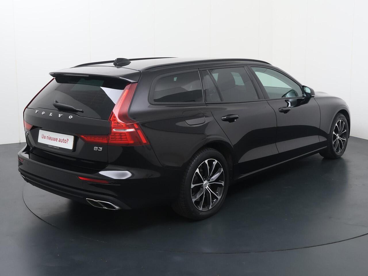 Volvo V60 2.0 B3 Business Pro | 163 PK | Automaat | Navigatiesysteem | Achteruitrijcamera | LED verlichting | Apple Carplay/Android Auto | Lederen interieur |