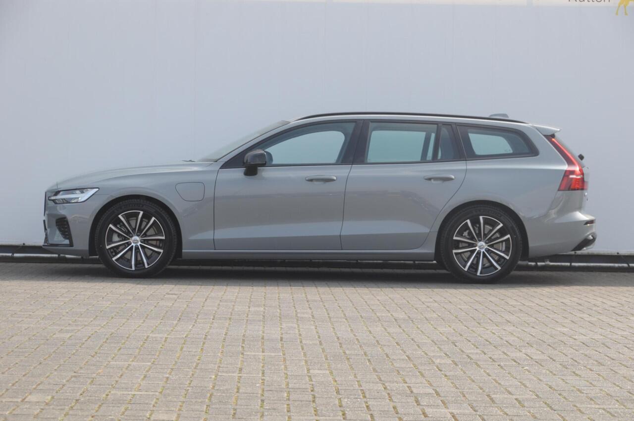 Volvo V60 T6 350PK Automaat Plus Dark / cruise control / Apple carplay / Elektrische stoelen met geheugen / Parkeersensoren met camera / Elektrische achterklep