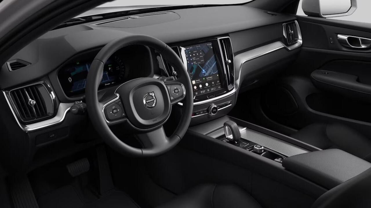 Volvo V60 B4 Essential Edition | Direct Leverbaar | Adaptieve Cruise Control | BLIS | Parkeersensoren en Camera | Zwarte Hemel | Climate Pack | Zwart Lederen Interieur | Extra Getint Glas |