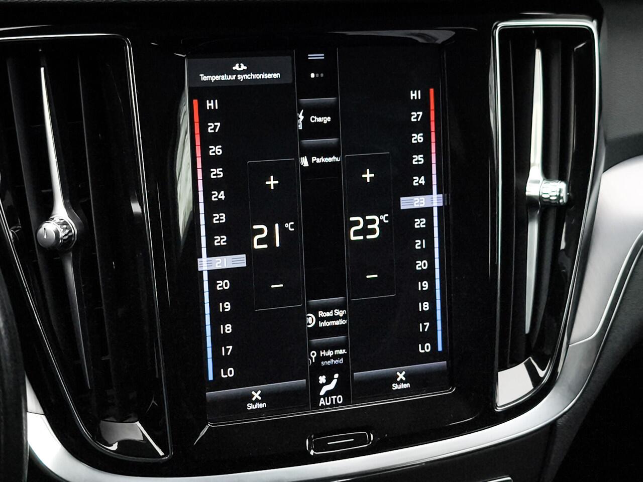 Volvo V60 2.0 T6 Recharge AWD Business Pro 1e-Eig. & Keurig-Onderh. BOVAG-Garantie. NL-Auto.