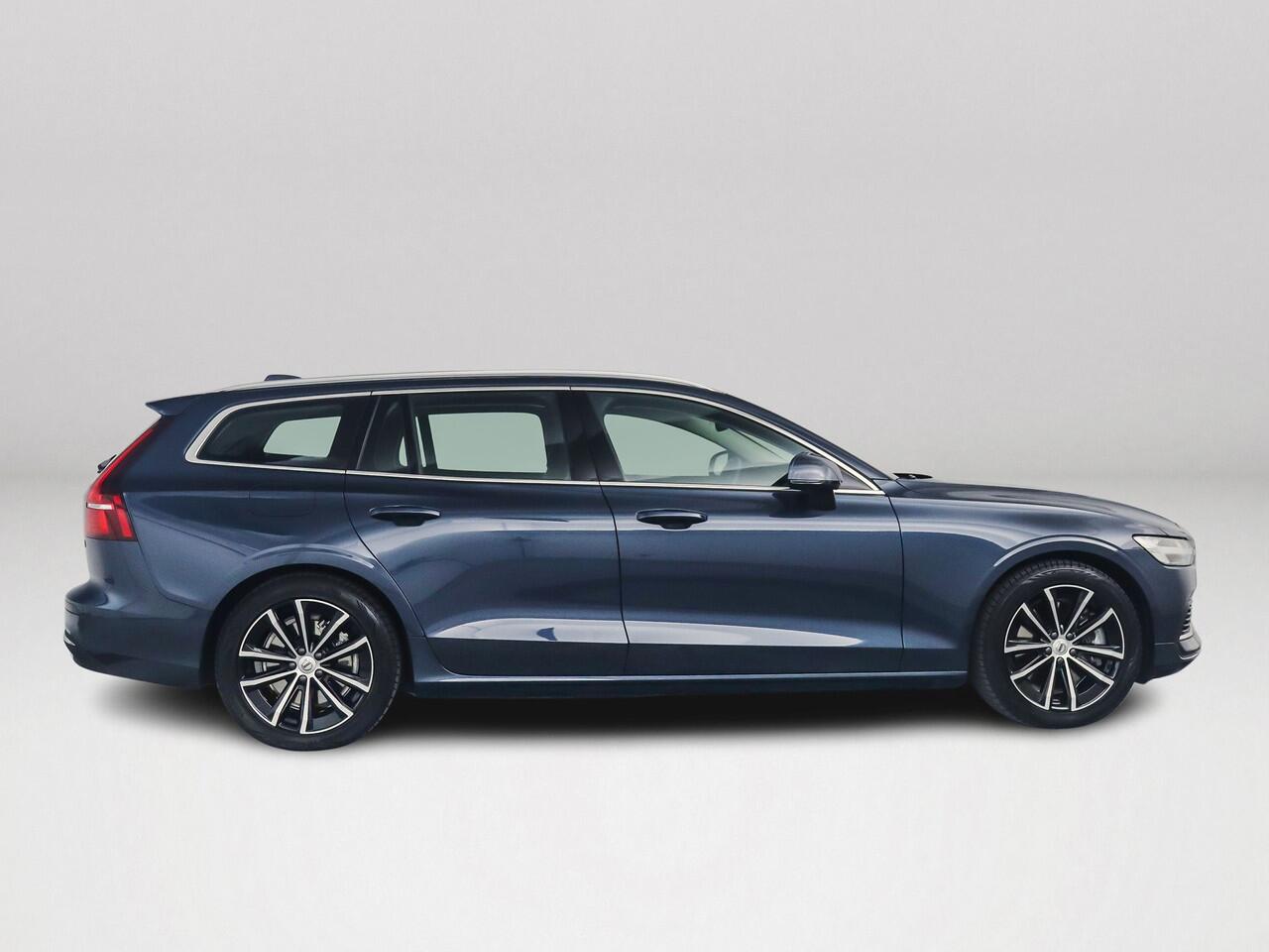 Volvo V60 T6 Plug-in hybrid AWD Essential Bright | Parkeercamera | Stoel- en Stuurverwarming | Trekhaak