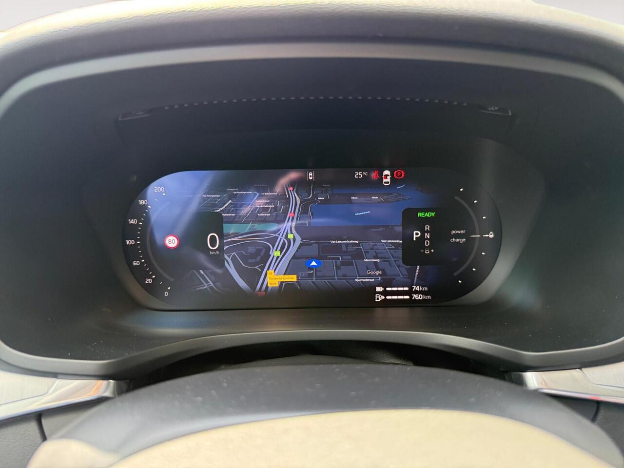 Volvo V60 2.0 T6 Plug-in hybrid AWD Essential | Stoel- en stuurwiel verwarming | Dode hoek detectie | Achteruitrijcamera |