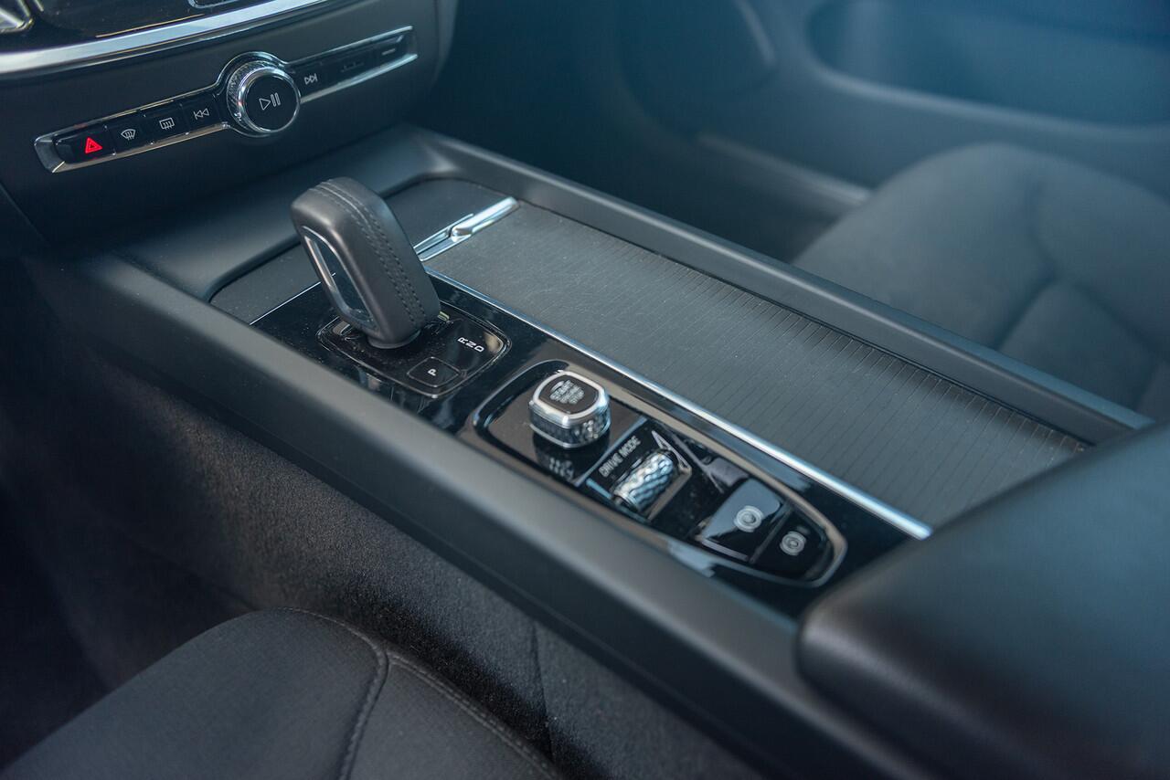 Volvo V60 B4 Benzine Aut. Business Pro ACC Parkeercamera 197pk