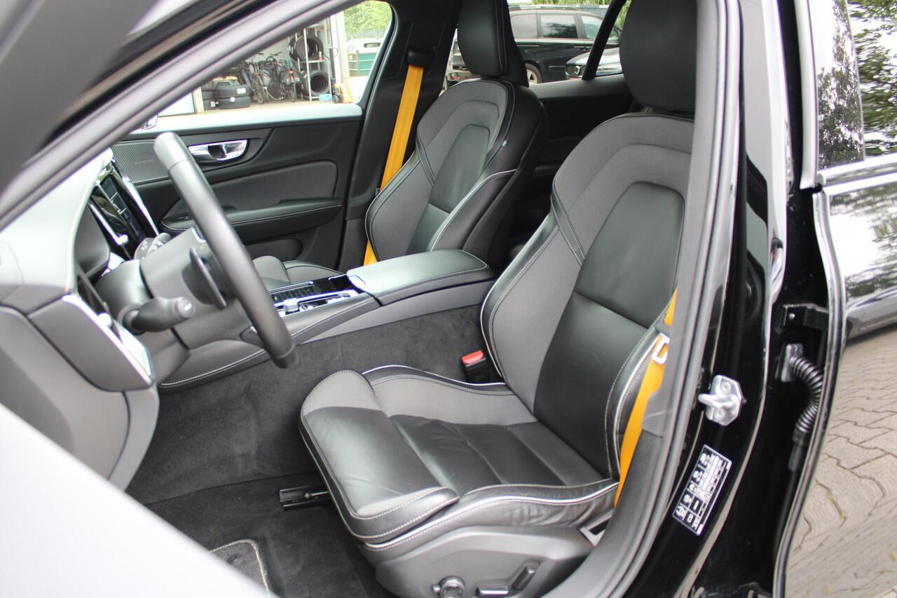 Volvo V60 T8 Twin Engine AWD Polestar Engineered | Dealer onderhouden | Harman Kardon |