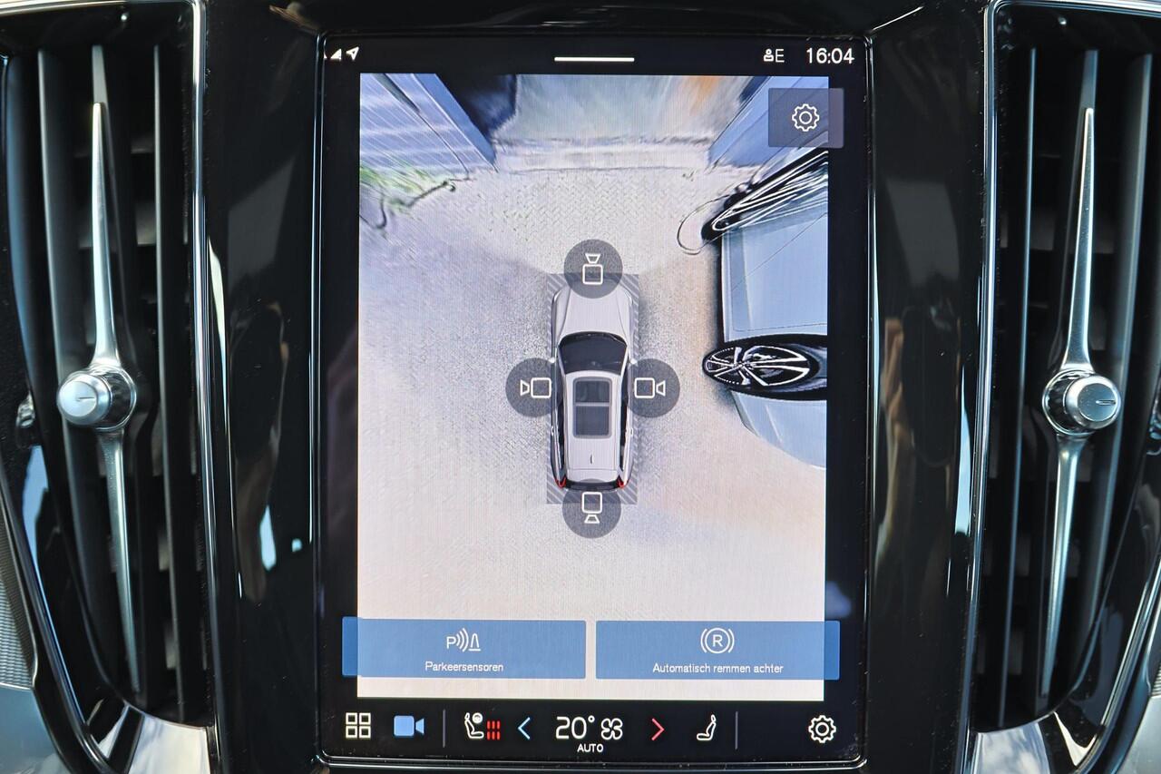 Volvo V60 T6 Recharge AWD Plus Dark - IntelliSafe Assist & Surround - 360º Camera - Harman/Kardon audio - Verwarmde voorstoelen, stuur & achterbank - Parkeersensoren voor & achter - Elektr. bedienb. voorstoelen met geheugen - Elektr. inklapbare trekhaak - 18' LMV